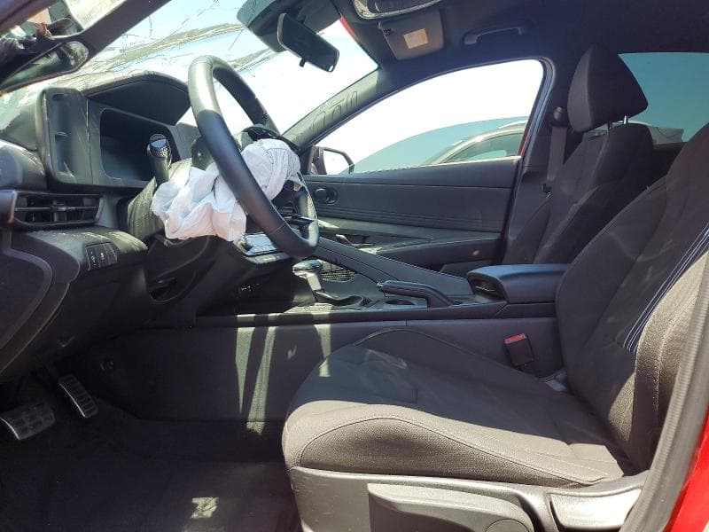 2025 HYUNDAI ELANTRA SEL SPORT 7