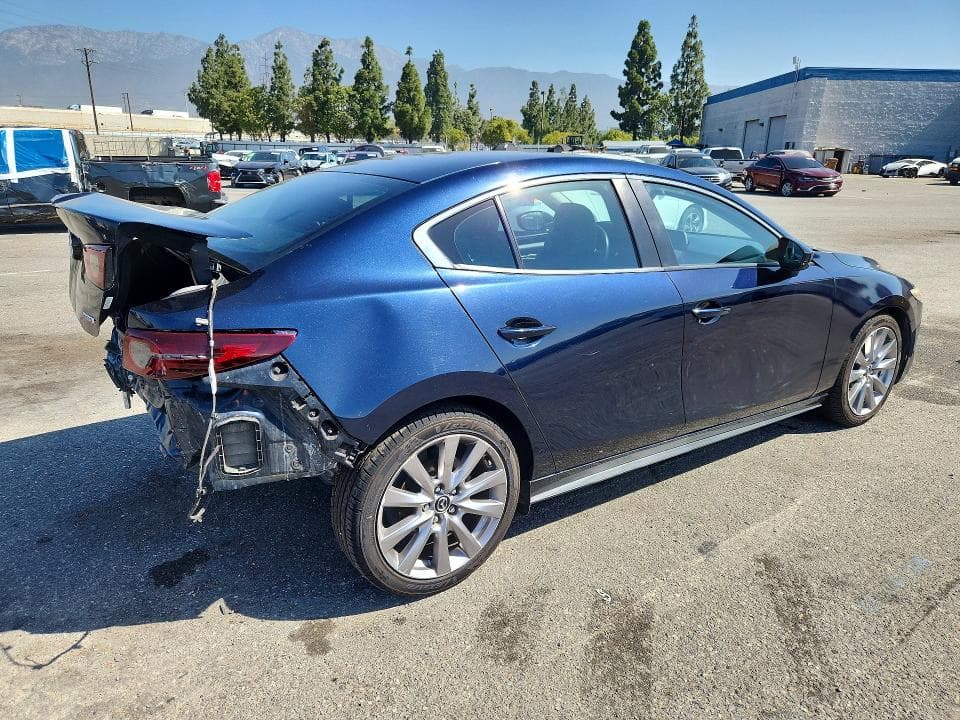 2020 MAZDA 3 SELECT 3