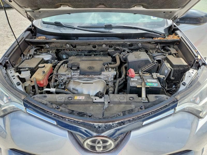 2018 TOYOTA RAV4 LE 11