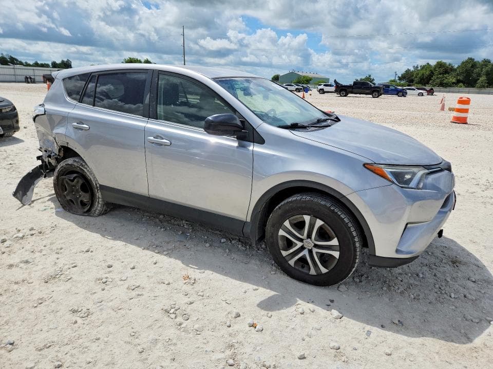2018 TOYOTA RAV4 LE 4