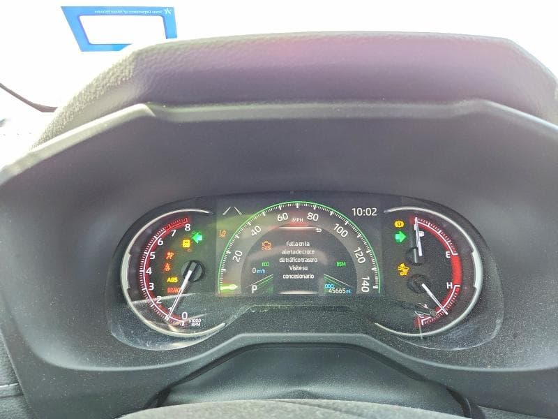 2024 TOYOTA RAV4 XLE 9