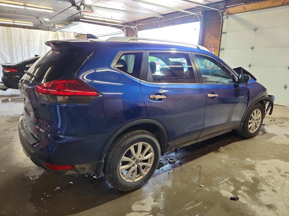 2017 NISSAN ROGUE SV 3