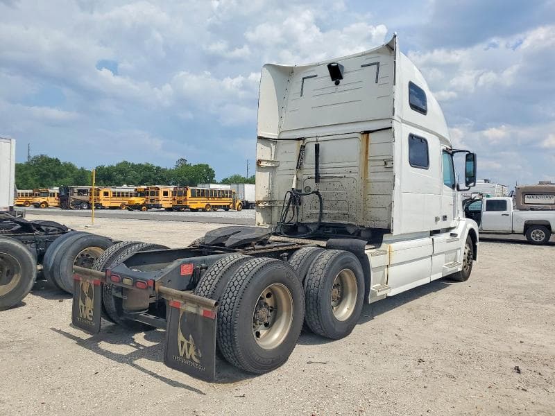 2017 VOLVO VNL SEMI TRUCK VNL 5