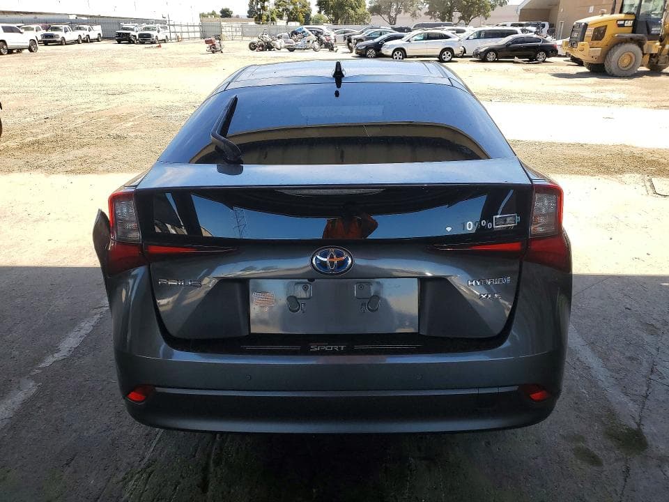 2021 TOYOTA PRIUS L ECO L ECO 6