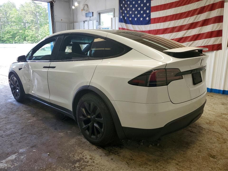 2022 TESLA MODEL X 2