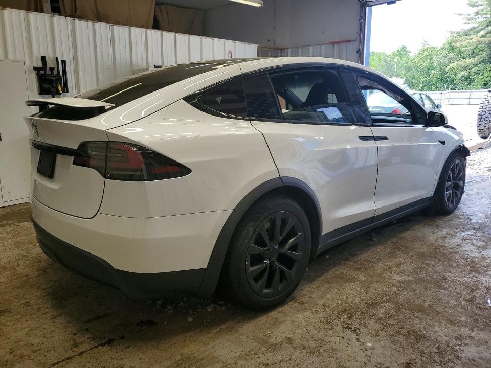 2022 TESLA MODEL X 3