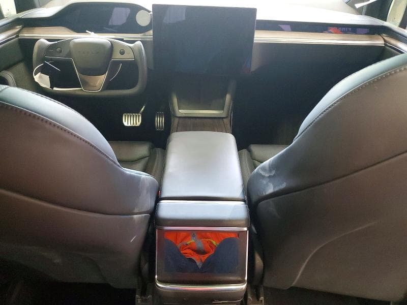 2022 TESLA MODEL X 8