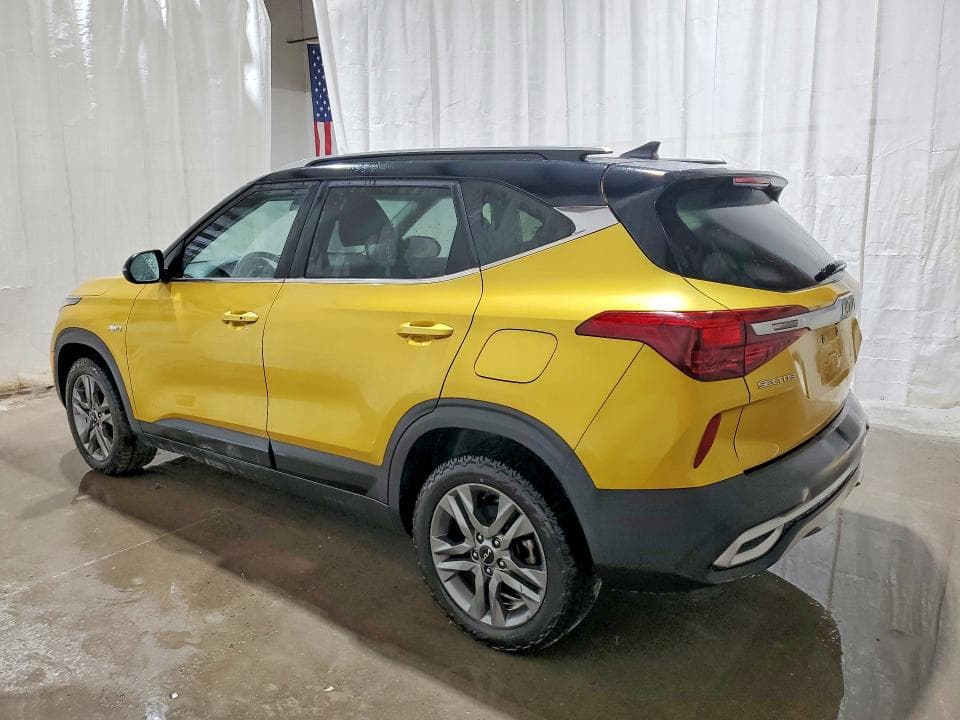 2022 KIA SELTOS S 2