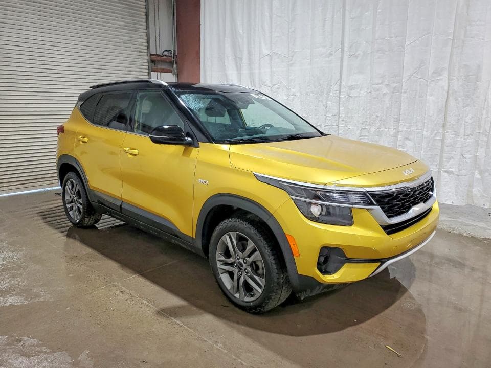 2022 KIA SELTOS S 4