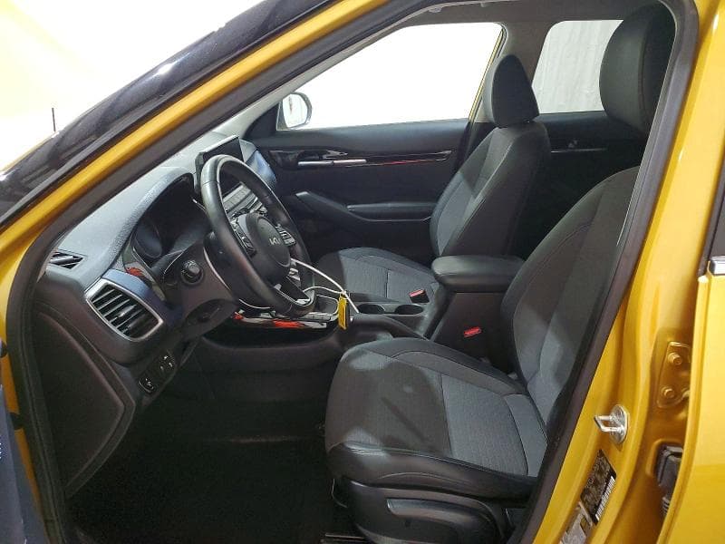 2022 KIA SELTOS S 7