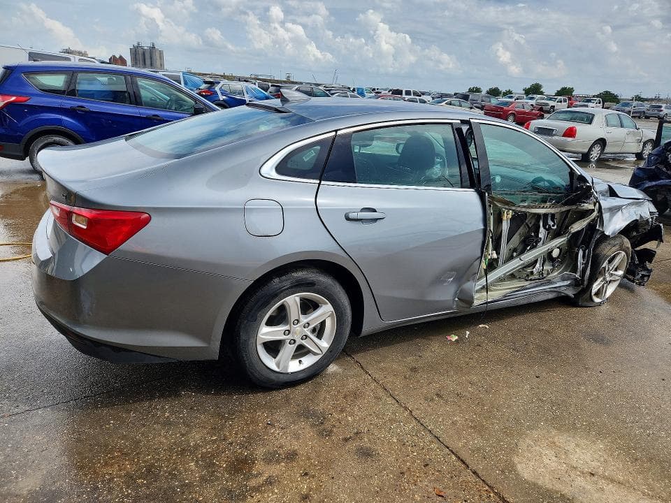 2023 CHEVROLET MALIBU LT 3
