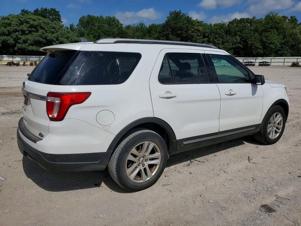 2018 FORD EXPLORER XLT 3