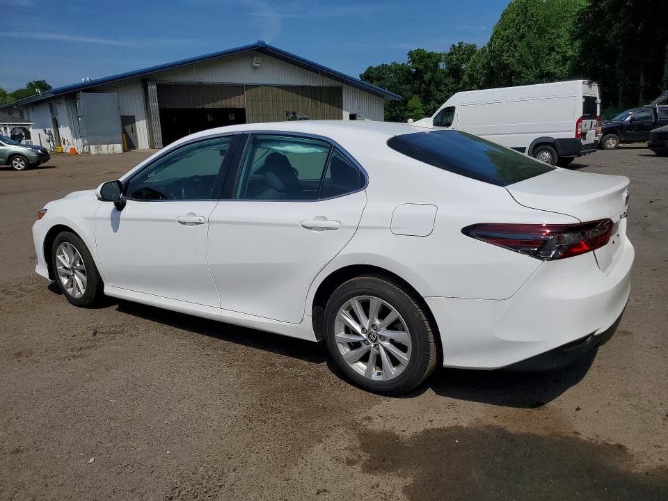 2023 TOYOTA CAMRY LE 2