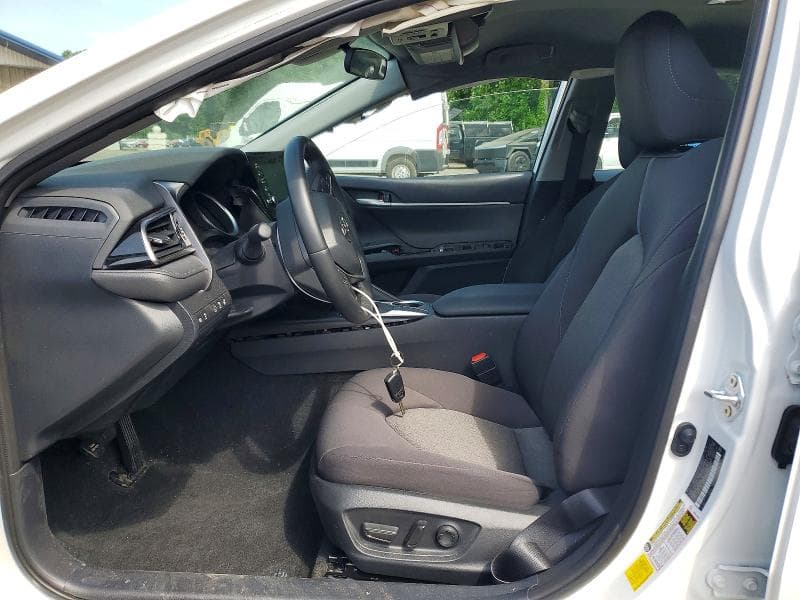 2023 TOYOTA CAMRY LE 7