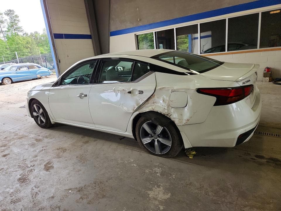 2019 NISSAN ALTIMA SV 2