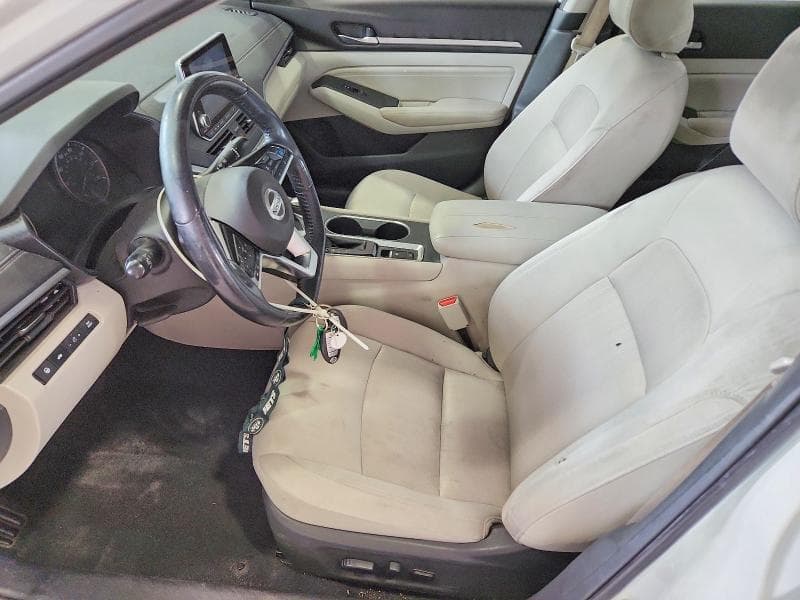 2019 NISSAN ALTIMA SV 7