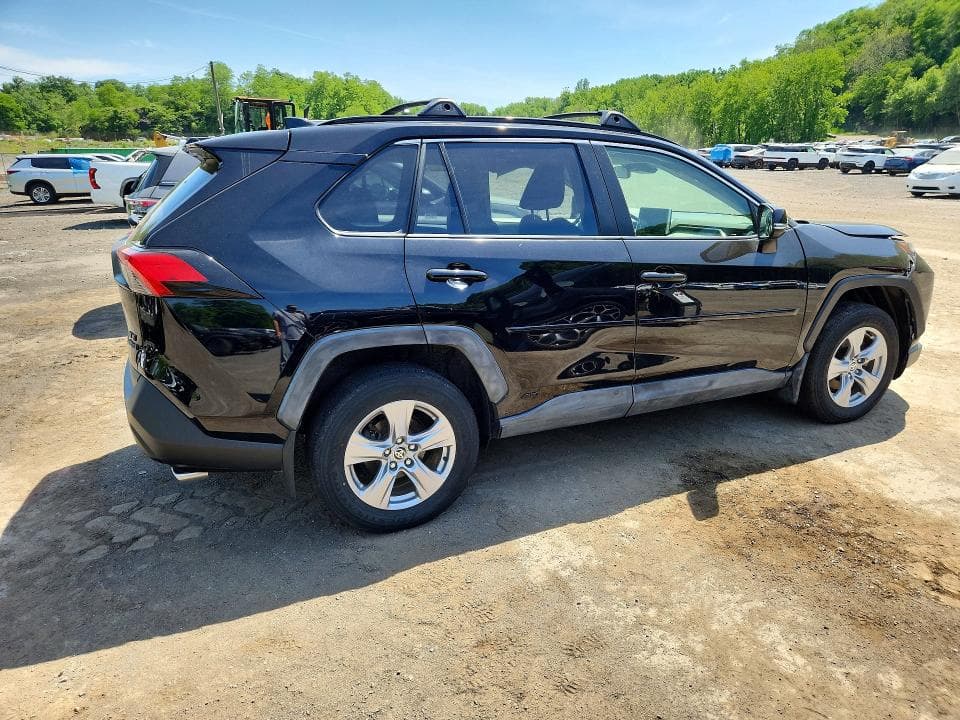 2024 TOYOTA RAV4 HYBRID XLE XLE 3