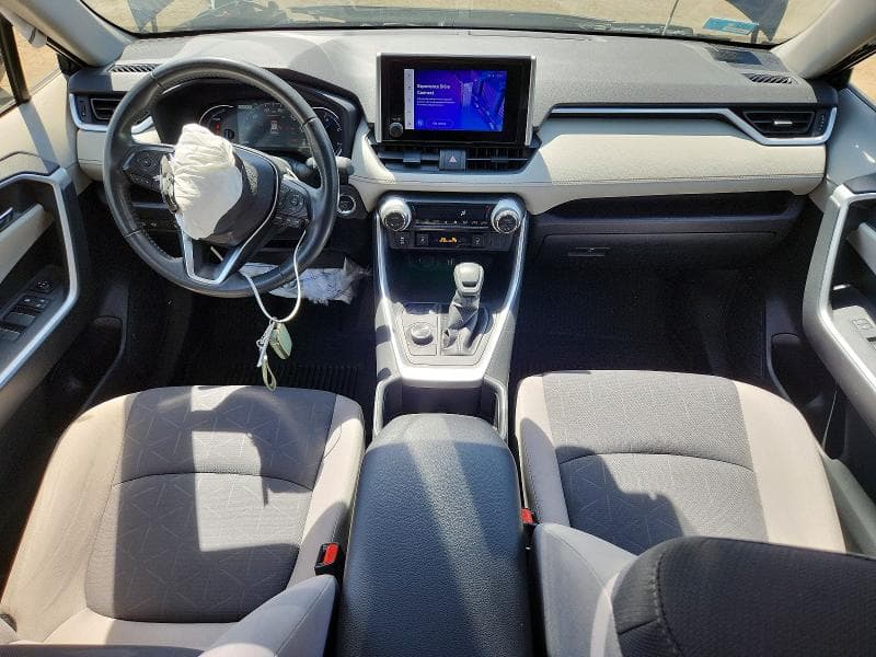 2024 TOYOTA RAV4 HYBRID XLE XLE 8