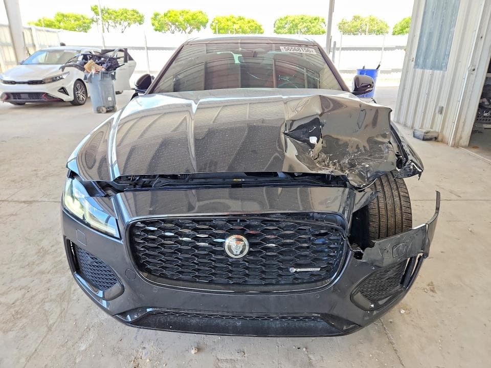 2024 JAGUAR XF R-DYNAMIC SE R-DYNAMIC SE 6