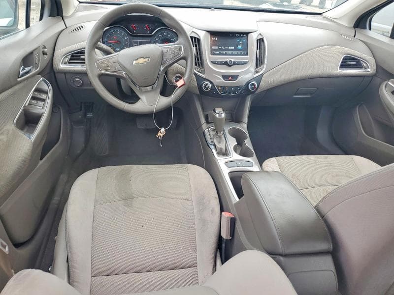 2017 CHEVROLET CRUZE LT 8