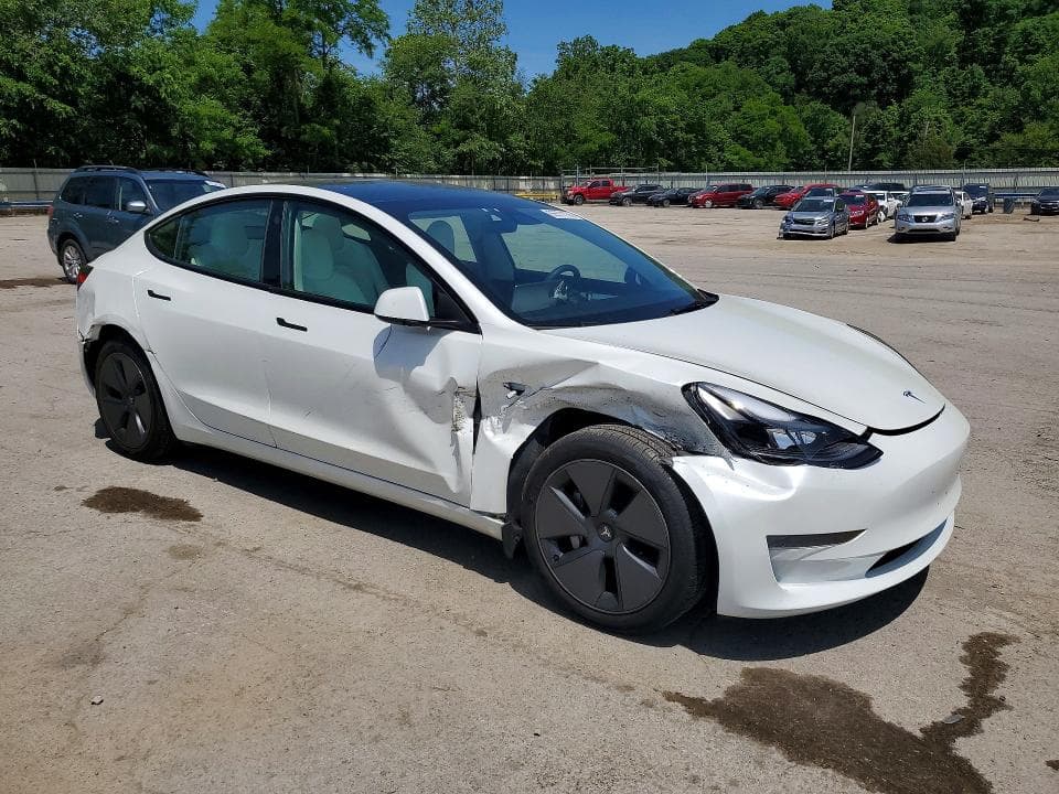 2023 TESLA MODEL 3 4