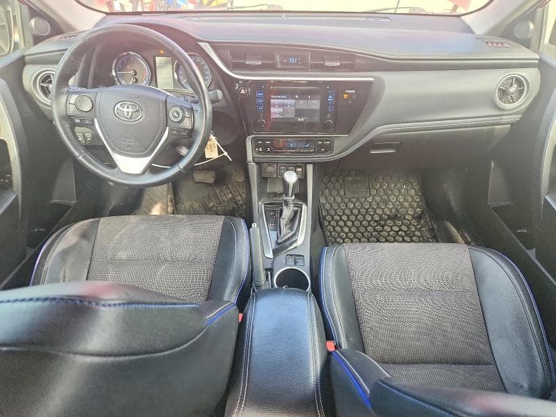 2017 TOYOTA COROLLA L 8