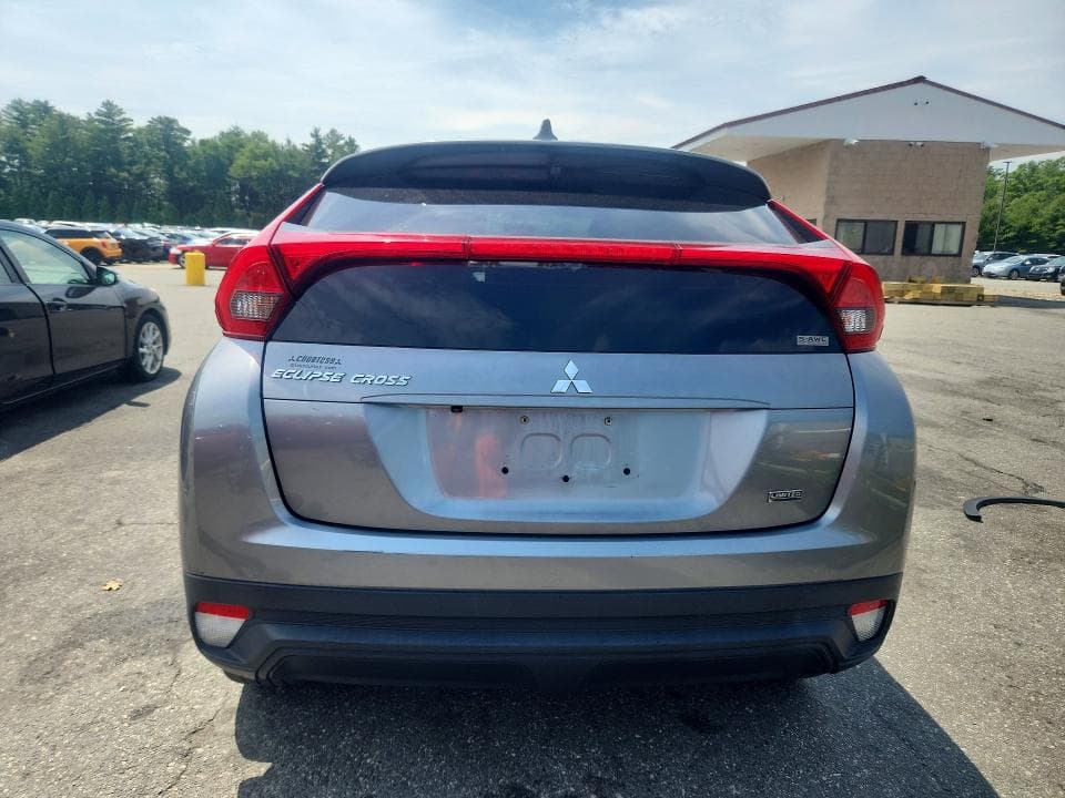 2020 MITSUBISHI ECLIPSE CROSS LE 6