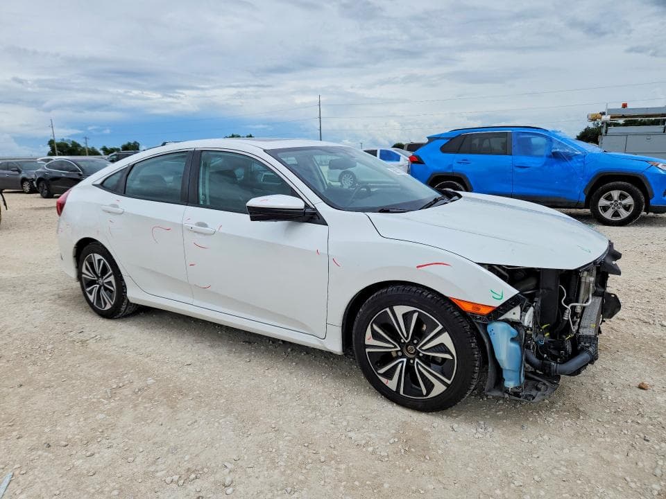 2018 HONDA CIVIC EXL 4