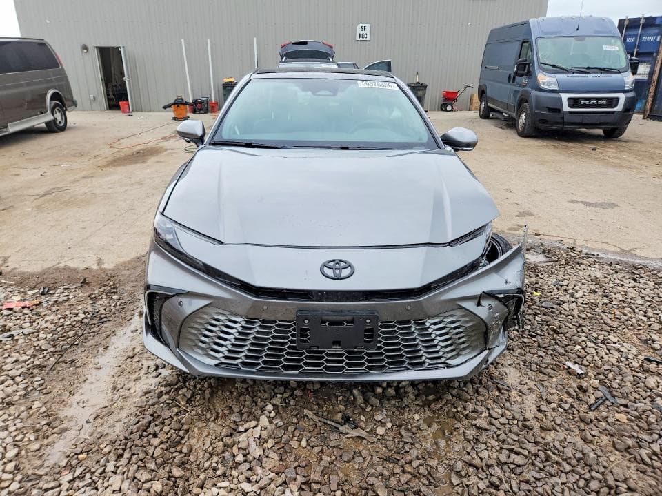 2026 TOYOTA CAMRY XSE 5