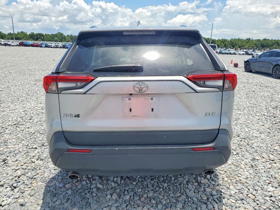 2023 TOYOTA RAV4 XLE PREMIUM 6