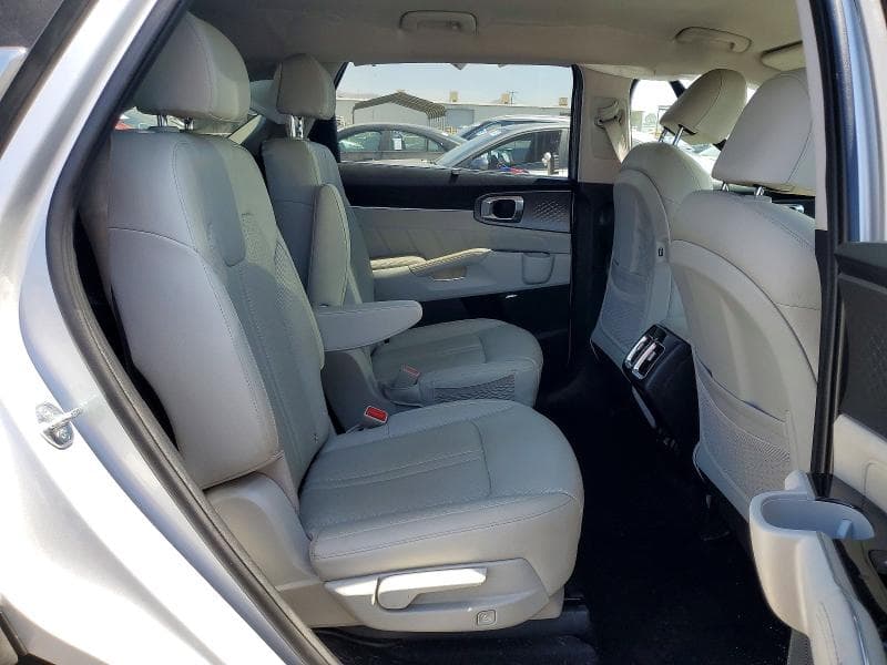 2023 KIA SORENTO SXP 11