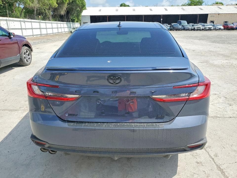 2026 TOYOTA CAMRY SE 6
