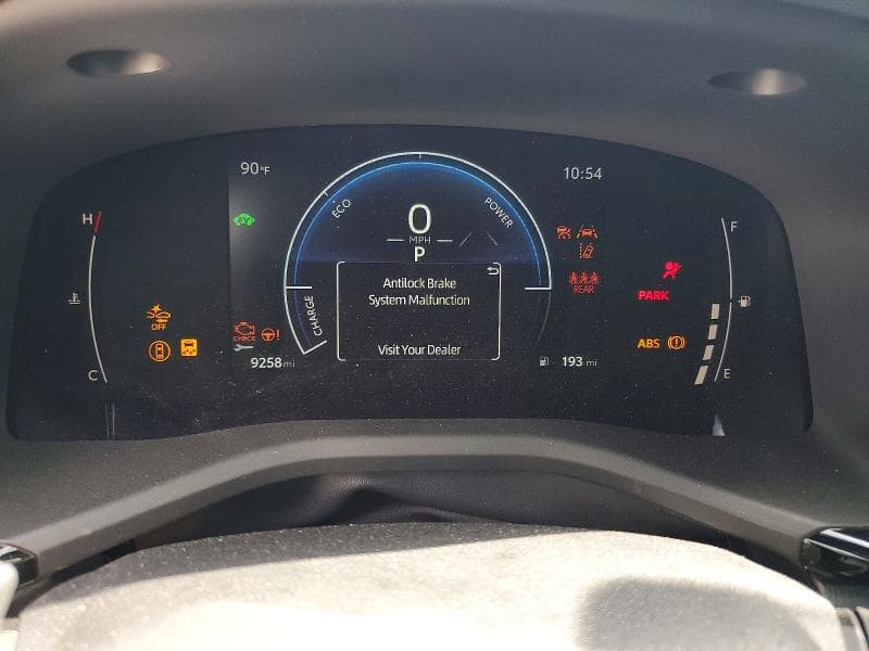2026 TOYOTA CAMRY SE 9