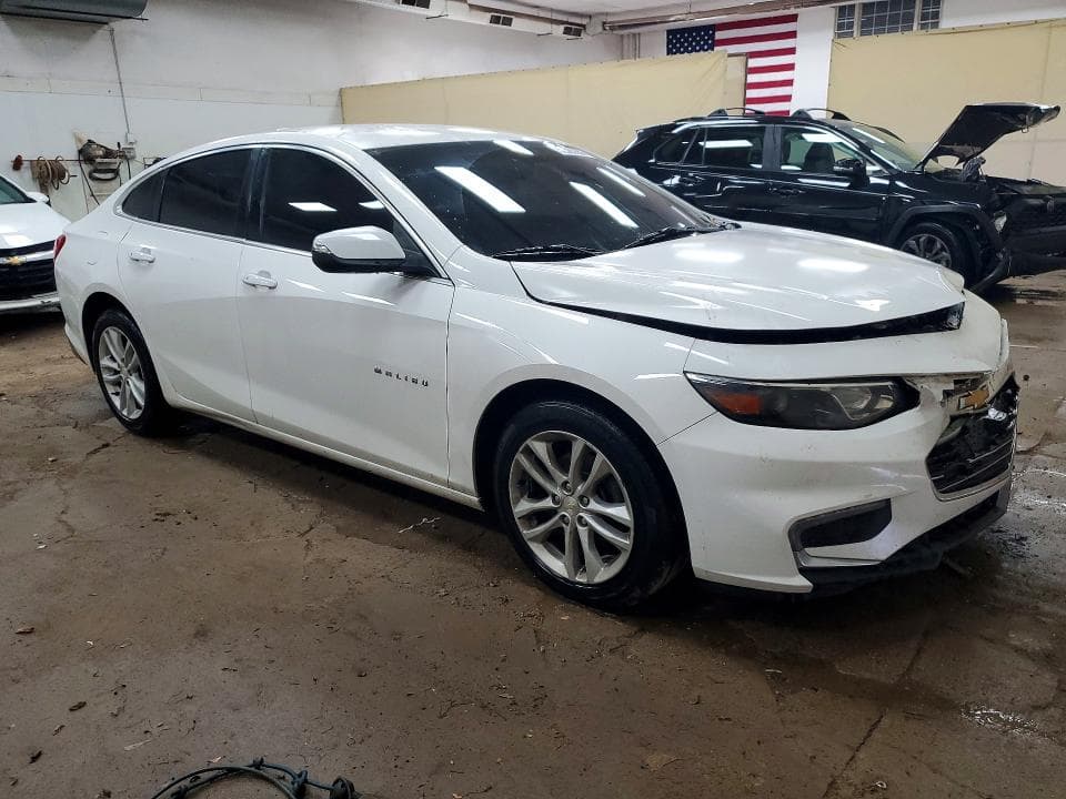 2017 CHEVROLET MALIBU LT 4