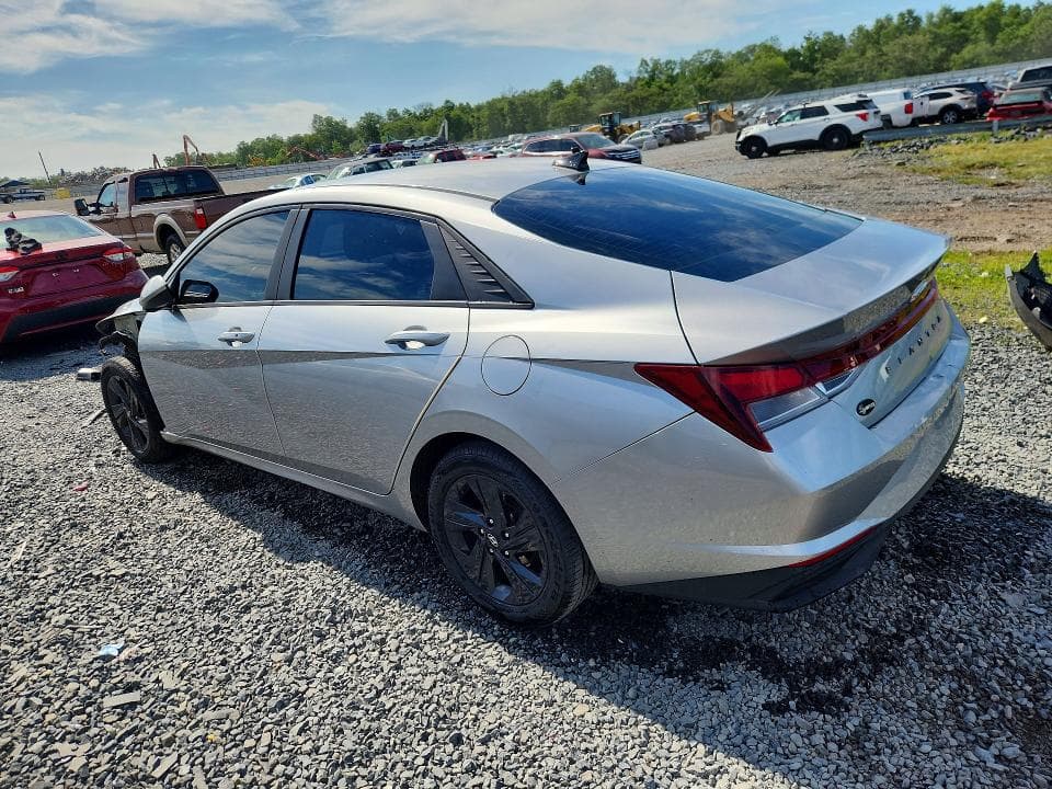2022 HYUNDAI ELANTRA SEL 2