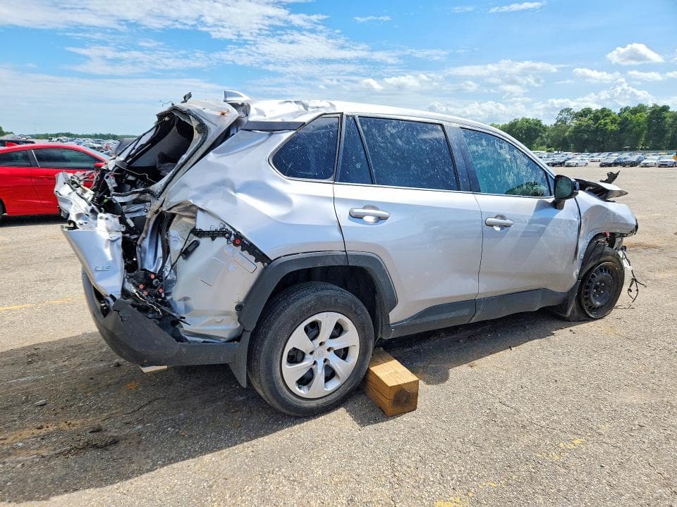 2024 TOYOTA RAV4 LE LE 3