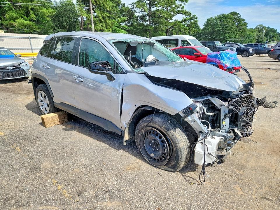 2024 TOYOTA RAV4 LE LE 4