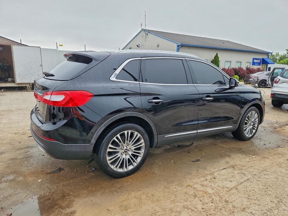 2017 LINCOLN MKX RESERVE 3
