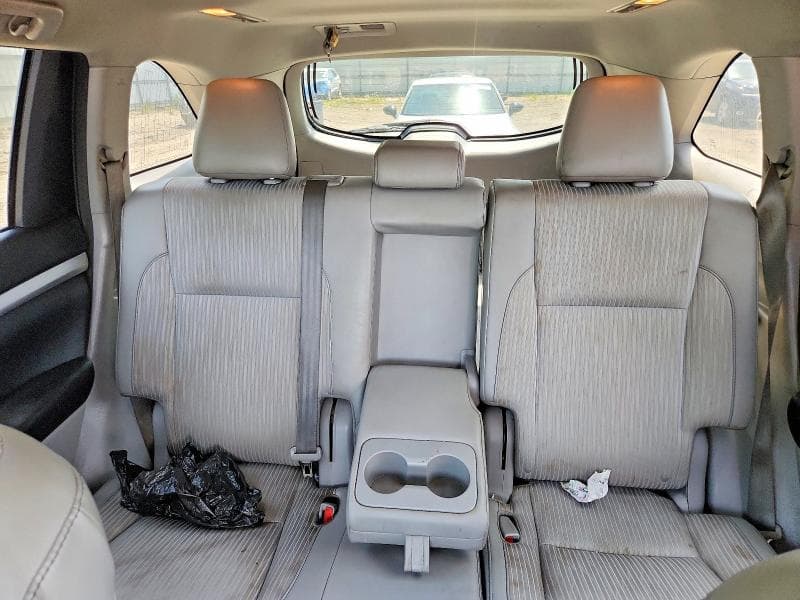 2016 TOYOTA HIGHLANDER LE PLUS LE PLUS 10