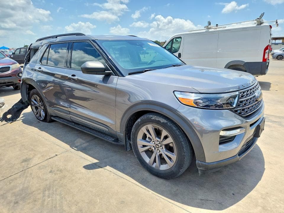 2021 FORD EXPLORER XLT 4