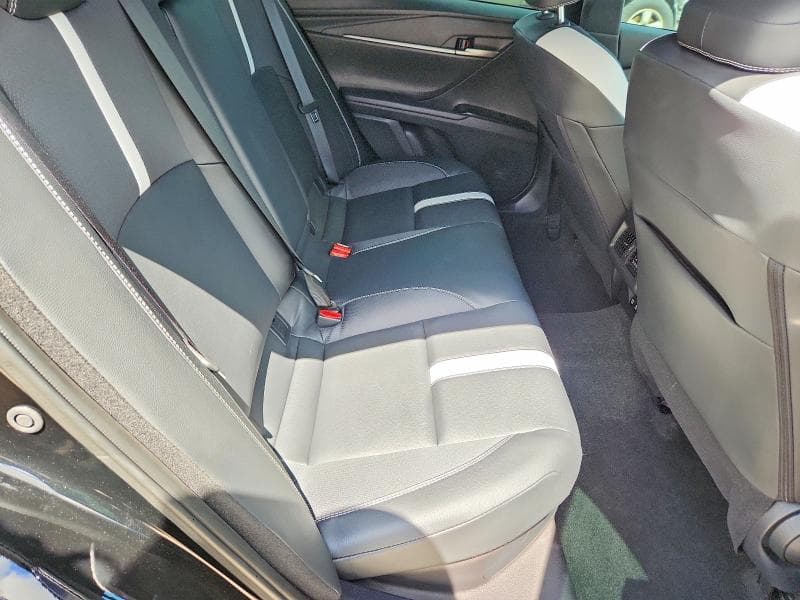 2025 TOYOTA CAMRY SE SE 10