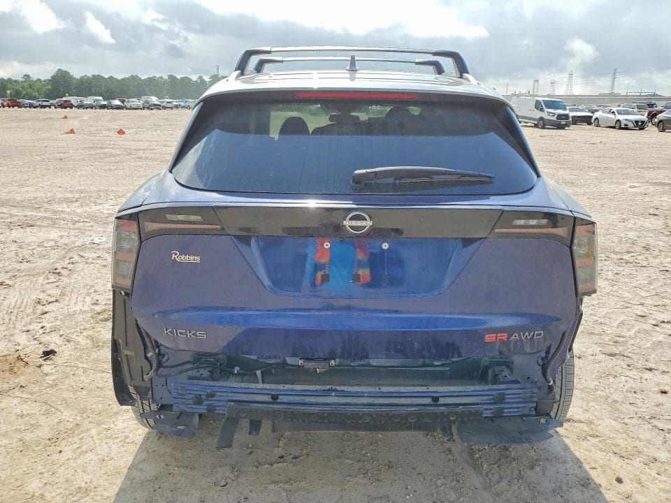 2025 NISSAN KICKS SR 6