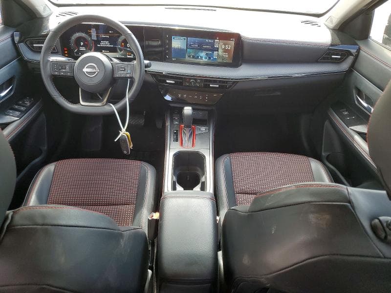 2025 NISSAN KICKS SR 8