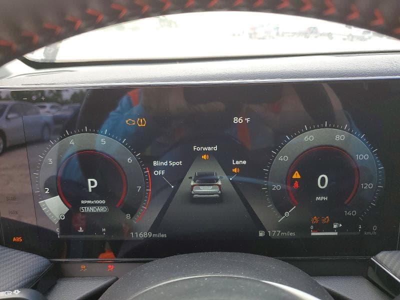 2025 NISSAN KICKS SR 9