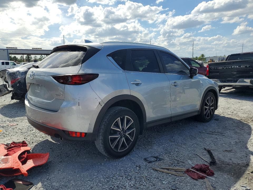 2018 MAZDA CX-5 TOURING 3
