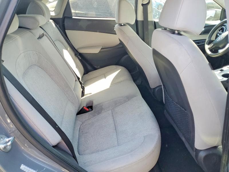 2023 HYUNDAI KONA SE 11