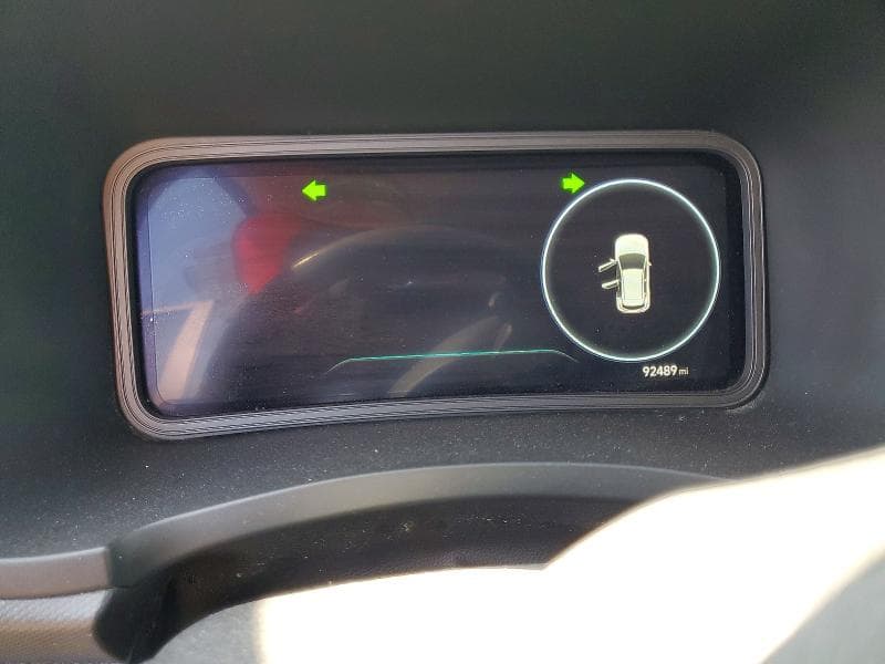 2023 HYUNDAI KONA SE 9