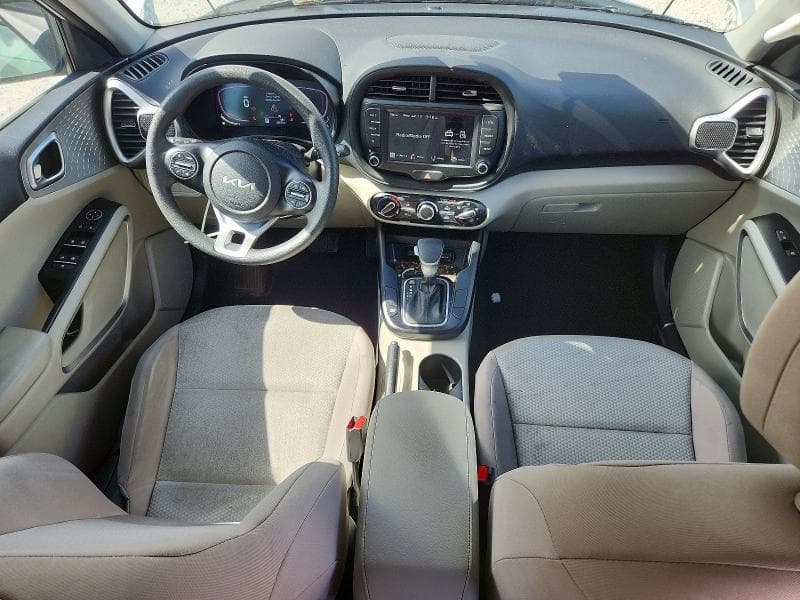 2024 KIA SOUL LX 8