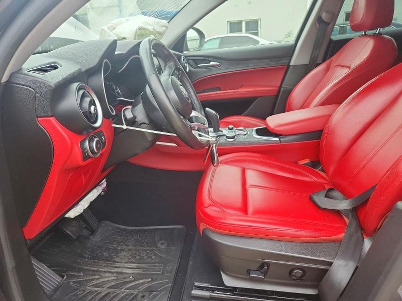 2020 ALFA ROMEO STELVIO 7