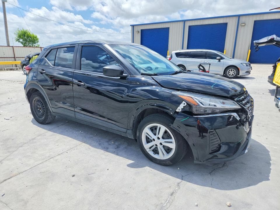 2021 NISSAN KICKS S S 4